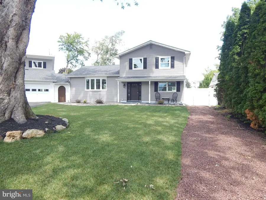 5833 Hill Dr, Allentown, PA 18104 - #3