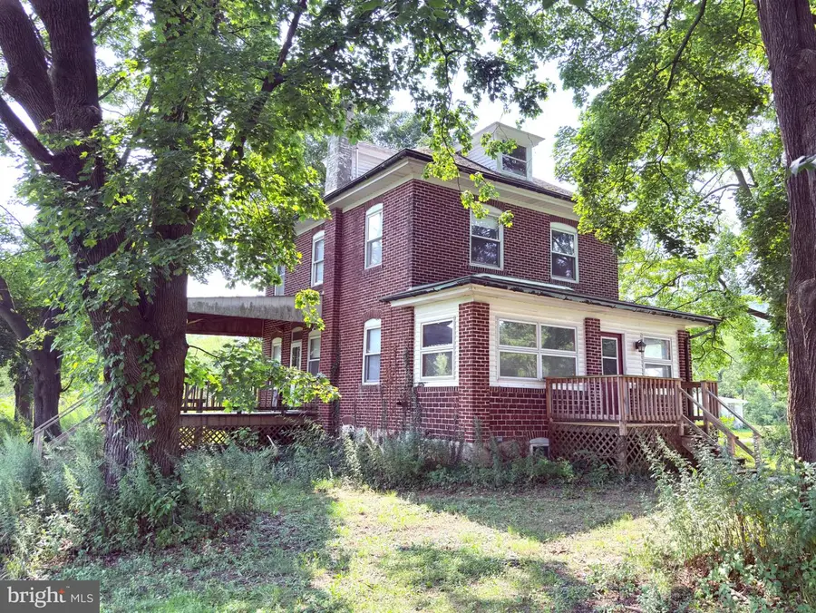 4550 Vera Cruz Rd, Center Valley, PA 18034 - #2