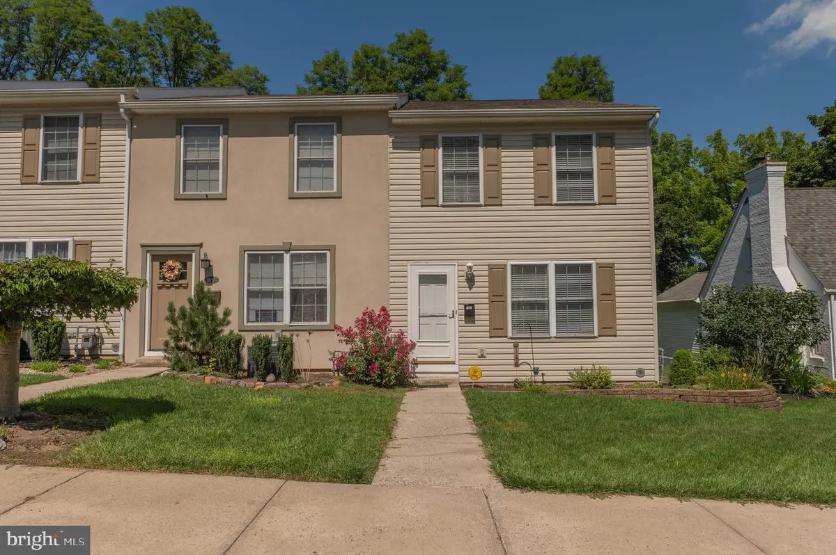 2117 W Walnut St, Allentown, PA 18104 - #1