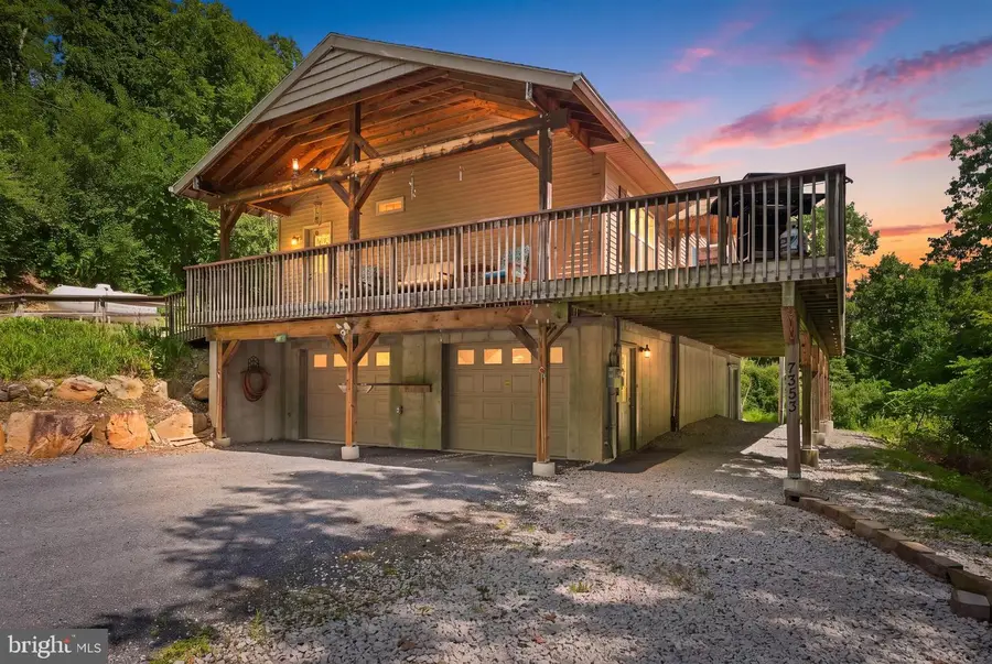 7353 Farrier Rd, Orefield, PA 18069 - #2
