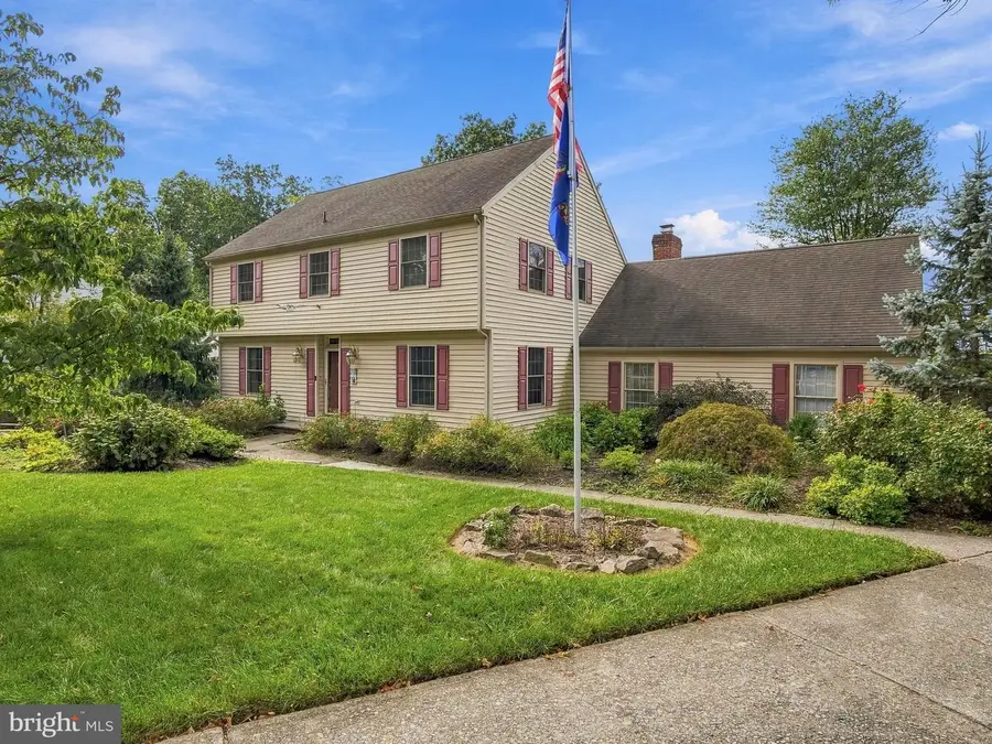 4454 Farm Dr, Allentown, PA 18104 - #2