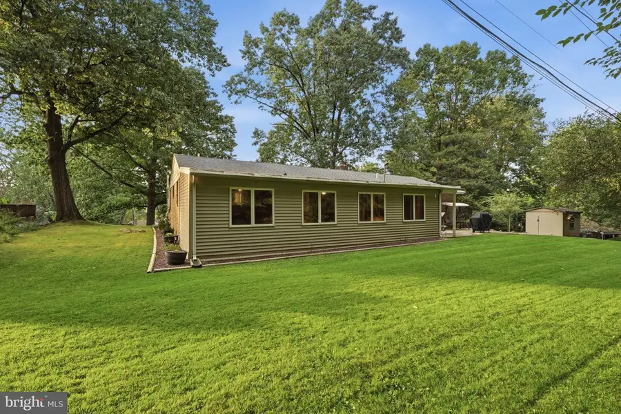 614 Greenwood St, Allentown, PA 18103 - #3