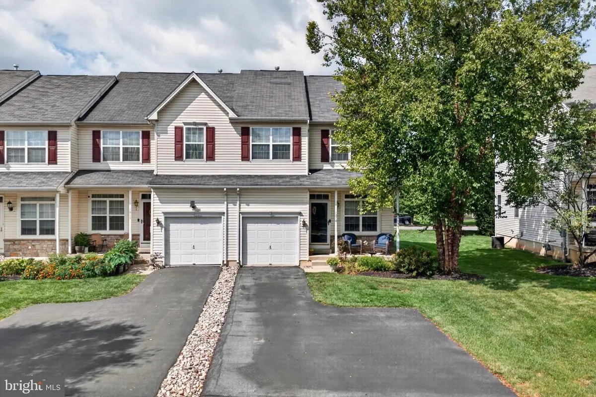 1078 King Way, Breinigsville, PA 18031 - #1