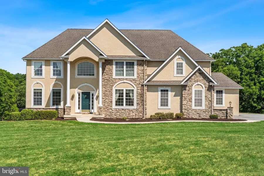 3940 Whitetail Ct, Schnecksville, PA 18078 - #2