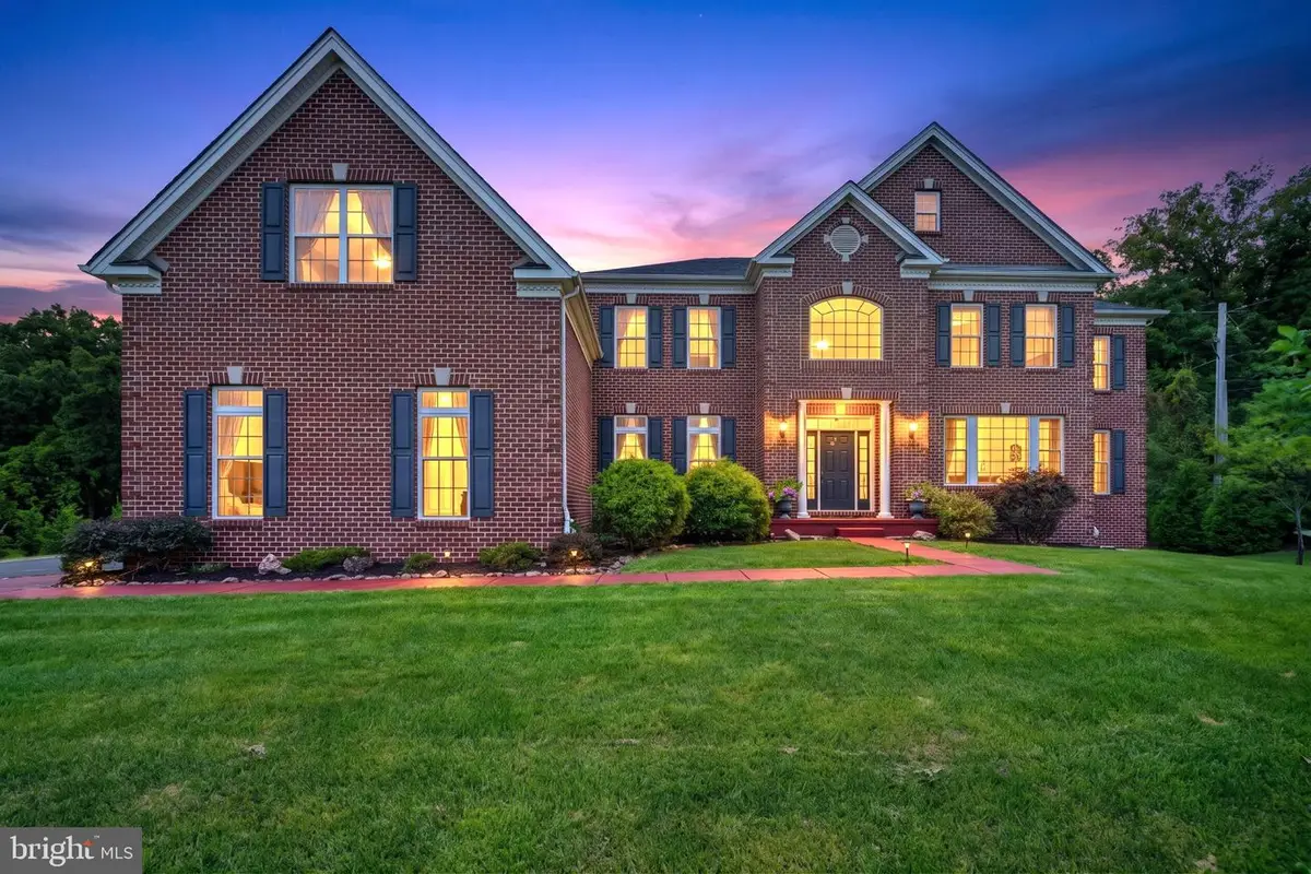 6100 Blue Belle Dr, Center Valley, PA 18034 - #1
