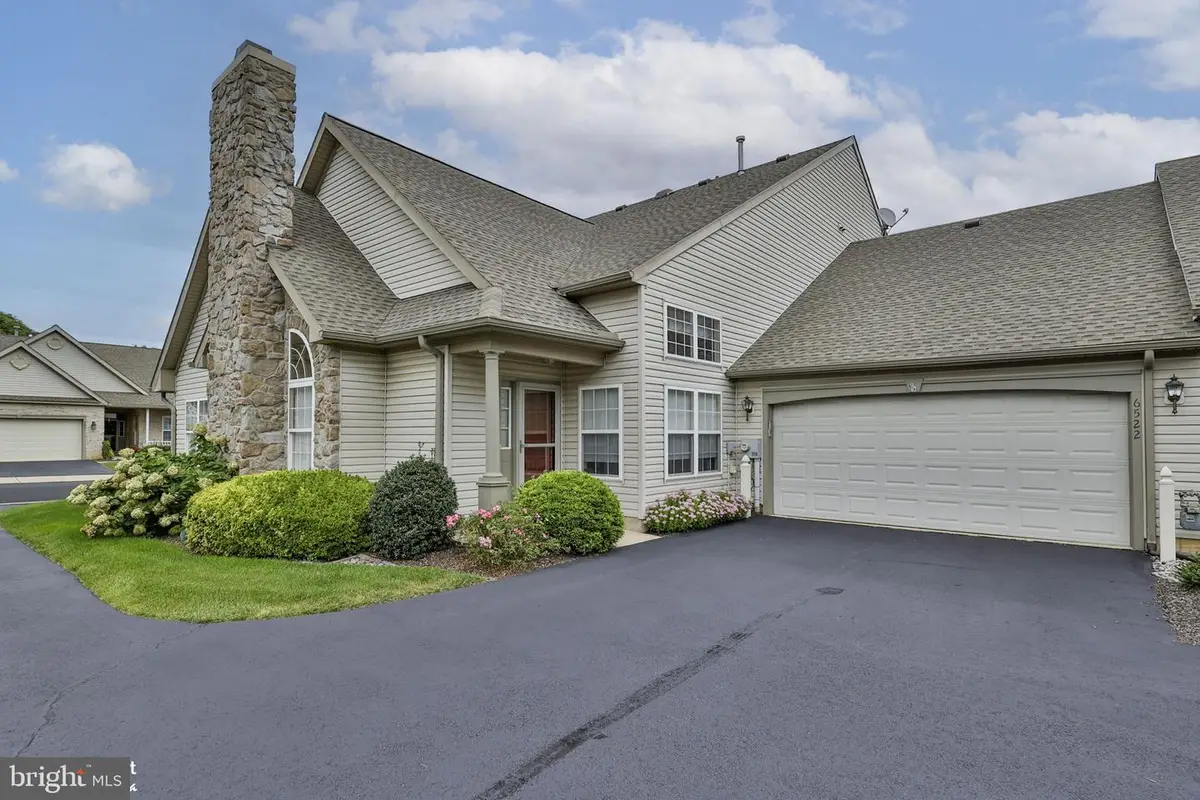 6522 Letterkenny Ln, Macungie, PA 18062 - #1