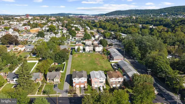 1118 W Lehigh St, BETHLEHEM, PA 18018
