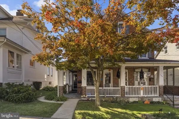706 S Bergen St, FOUNTAIN HILL, PA 18015