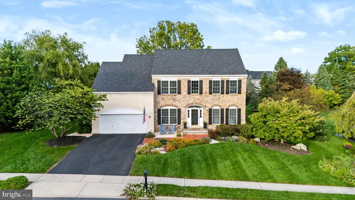 7080 Periwinkle Dr, Macungie, PA 18062 - #1