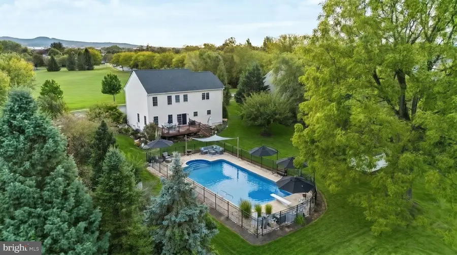 7080 Periwinkle Dr, Macungie, PA 18062 - #2