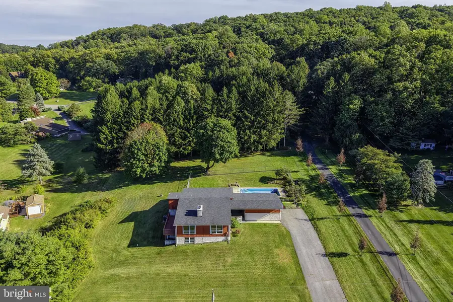 7758 Sechler Rd, New Tripoli, PA 18066 - #3