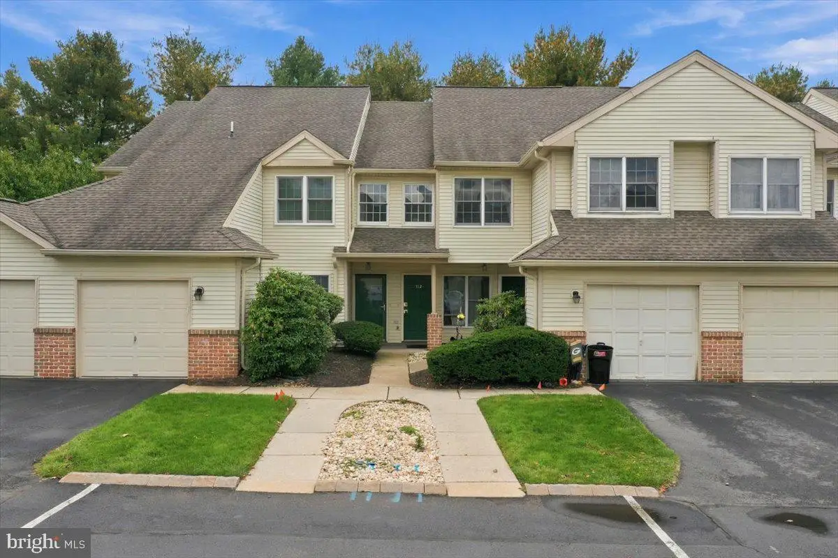 112 Lindfield Cir, Macungie, PA 18062 - #1