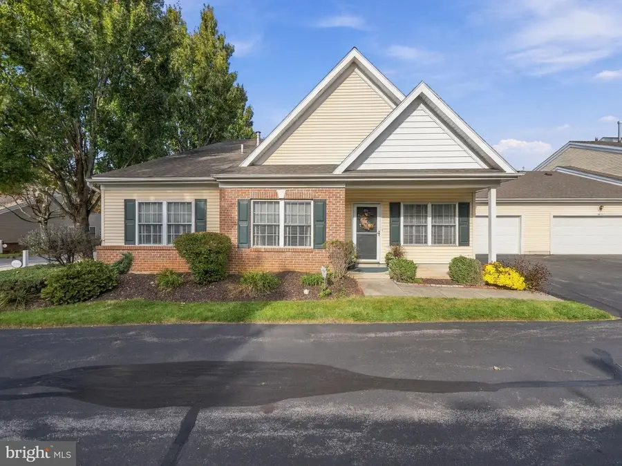 4851 Derby Ln, Macungie, PA 18062 - #2