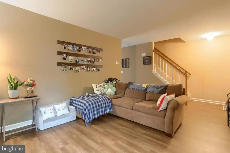 2017 Acorn Dr, Lebanon, PA 17042 - #2