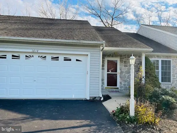 1614 Berry Dr, LEBANON, PA 17046