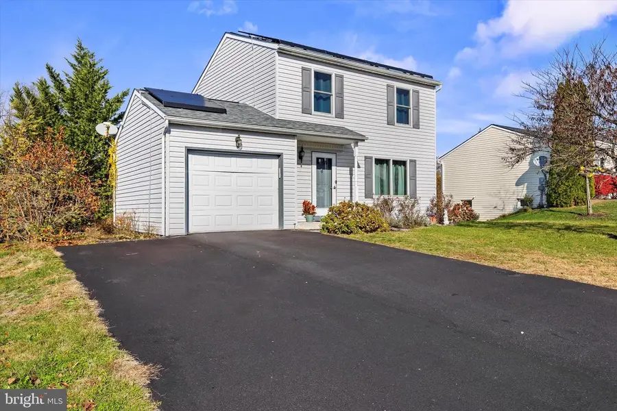 80 E Brookfield Dr, Lebanon, PA 17046 - Image #3