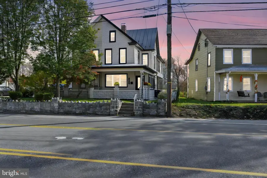 1074 E Main St, Annville, PA 17003 - Image #3