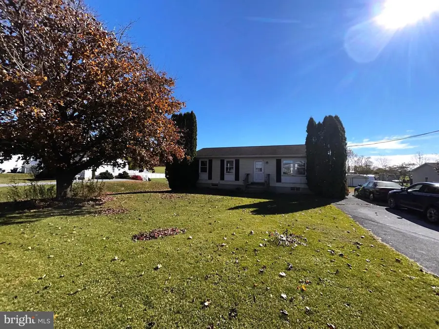 306 Yeagley Rd, Myerstown, PA 17067 - Image #2