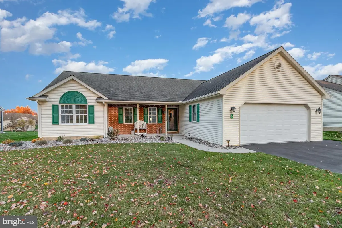 14 Bower Dr, Myerstown, PA 17067 - Image #1