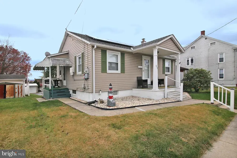 618 Hill St, Lebanon, PA 17046 - Image #2