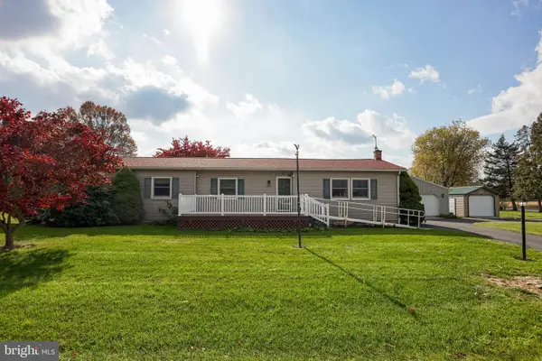 104 Horseshoe Dr, ANNVILLE, PA 17003