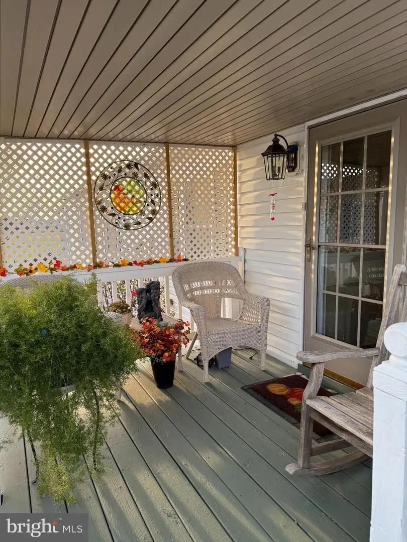 360 W Spruce St, Palmyra, PA 17078 - Image #2