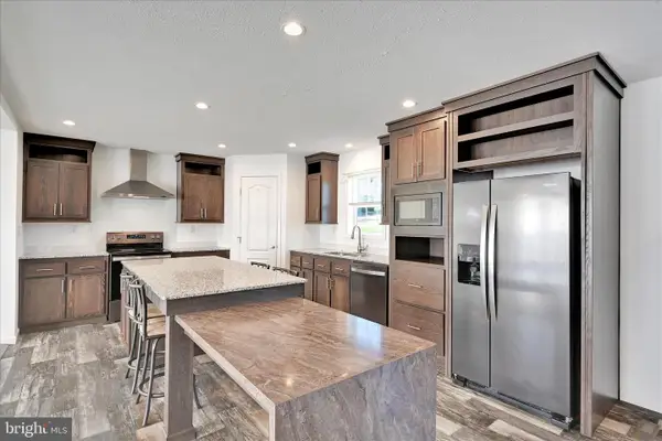 60 Northcrest Acres Park Tp-0060, LEBANON, PA 17046