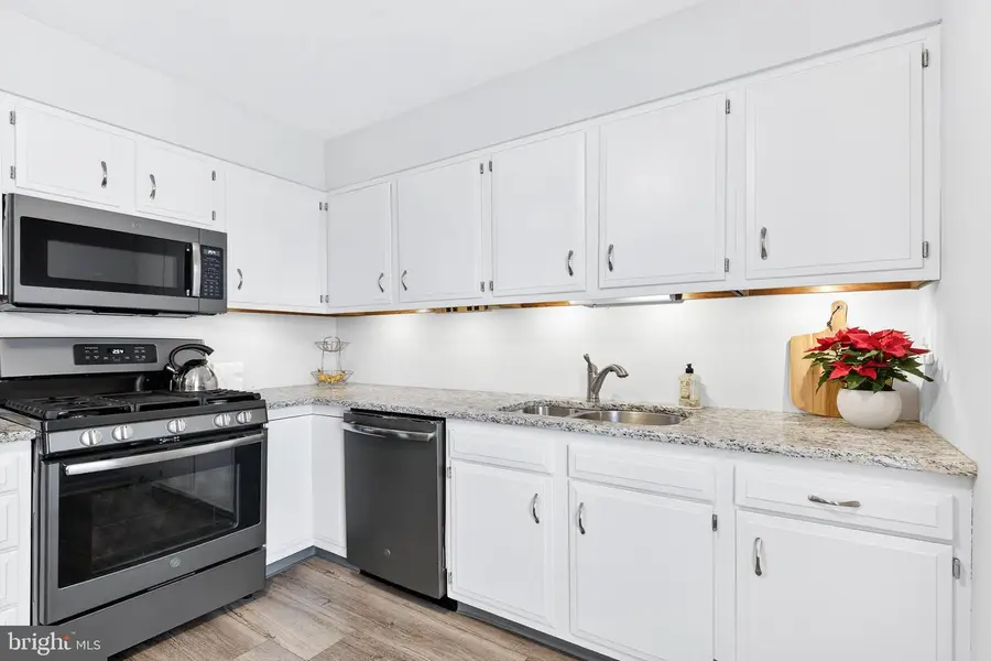 1920 Carlton Dr, Lebanon, PA 17042 - Image #3