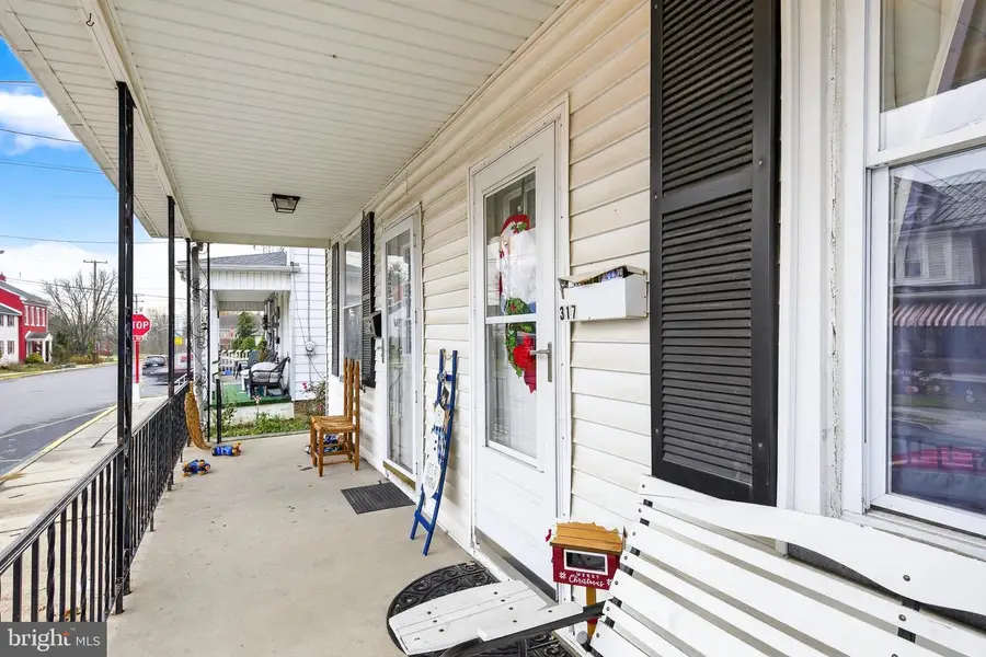 317 S Broad St, Myerstown, PA 17067 - Image #2