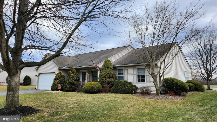 1 Thorndale Dr, Myerstown, PA 17067 - Image #2
