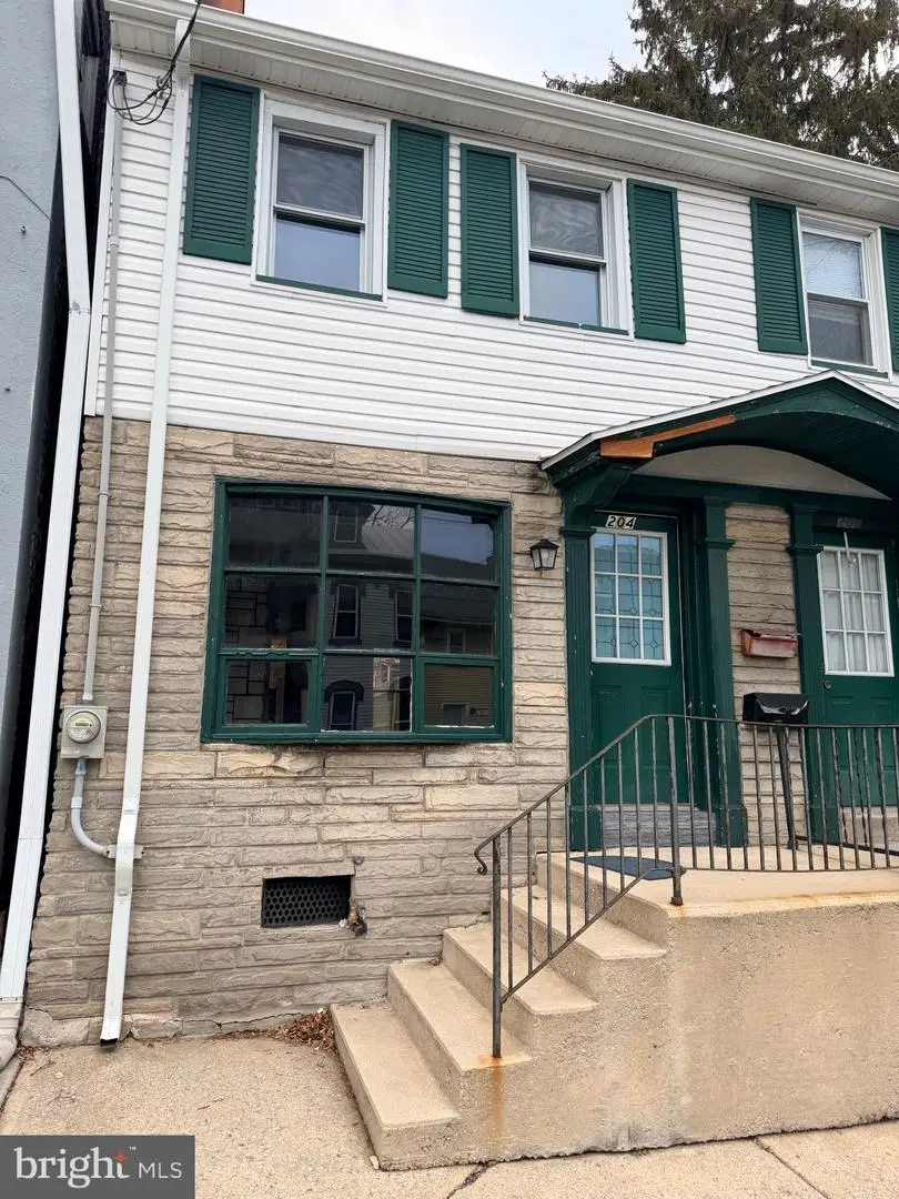 204 S 9th St, Lebanon, PA 17042 - Image #2