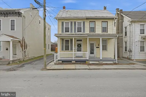 127 N Railroad St, ANNVILLE, PA 17003