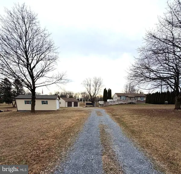 262 E Kercher Ave, LEBANON, PA 17046