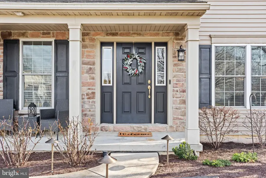 476 Sweetwater Dr, Palmyra, PA 17078 - Image #2