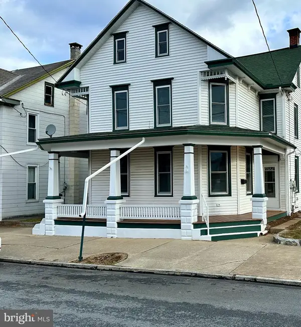 22-24 N Lincoln St, PALMYRA, PA 17078