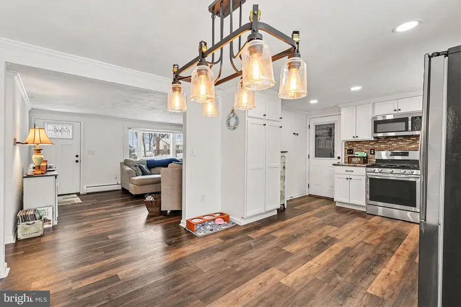 2141 Cloverfield Dr, Lebanon, PA 17046 - Image #3