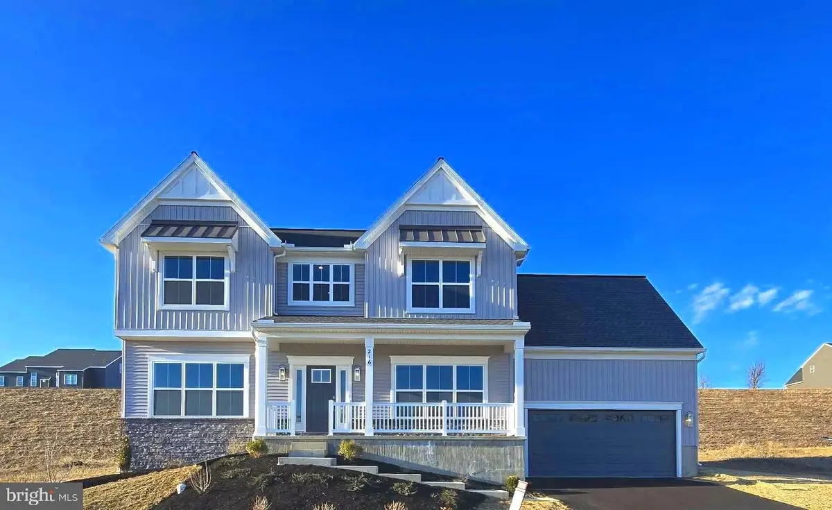 216 Copper Ridge Dr, Newmanstown, PA 17073 - Image #1