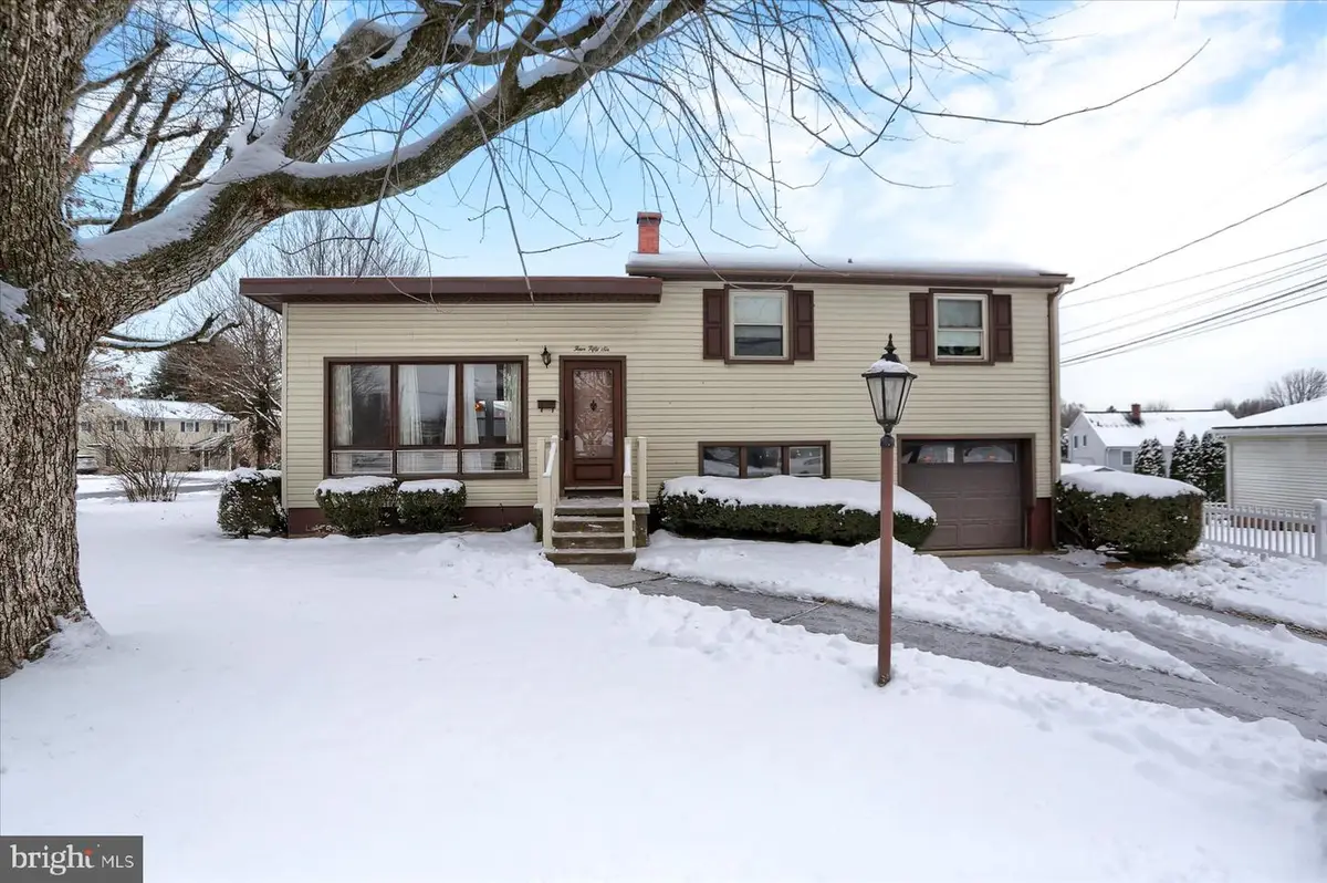 456 E Elm St, Lebanon, PA 17042 - Image #1
