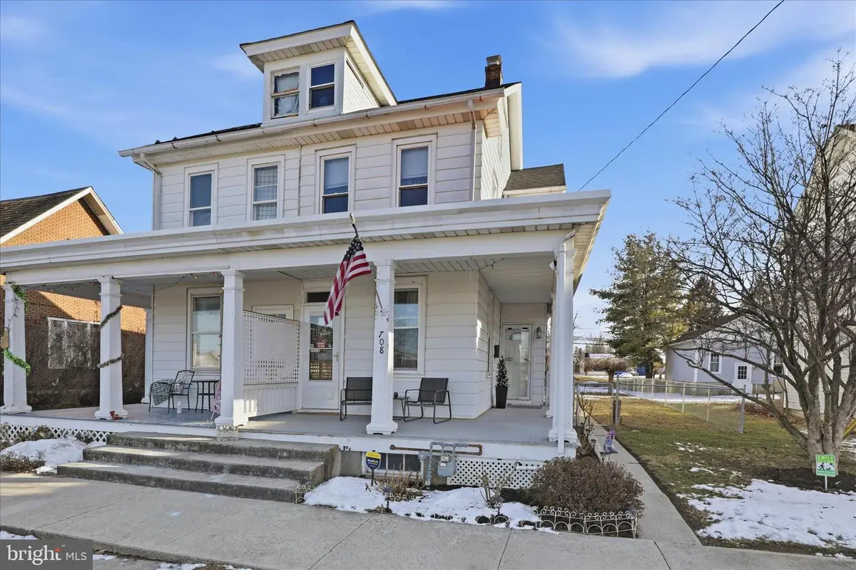708 W Cherry St, Palmyra, PA 17078 - Image #1