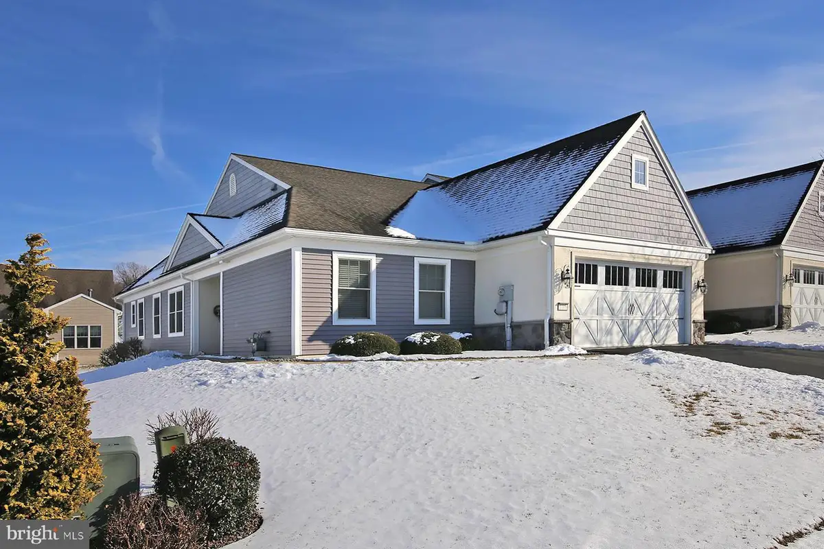 1005 Great Hall Dr, Lebanon, PA 17042 - Image #1