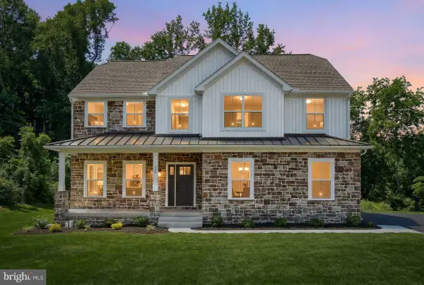 289 Burd Coleman Rd, CORNWALL, PA 17042