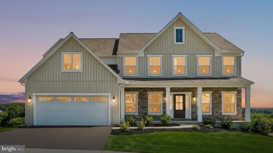 221 Copper Ridge Dr, Newmanstown, PA 17073 - Image #2