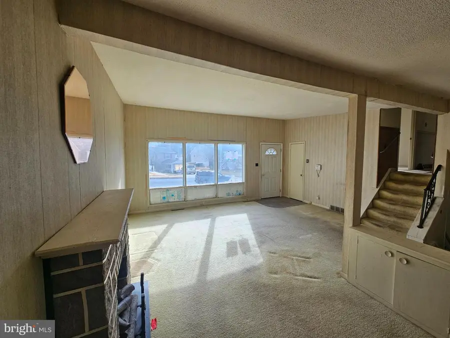 407 E Elm St, Lebanon, PA 17042 - Image #3