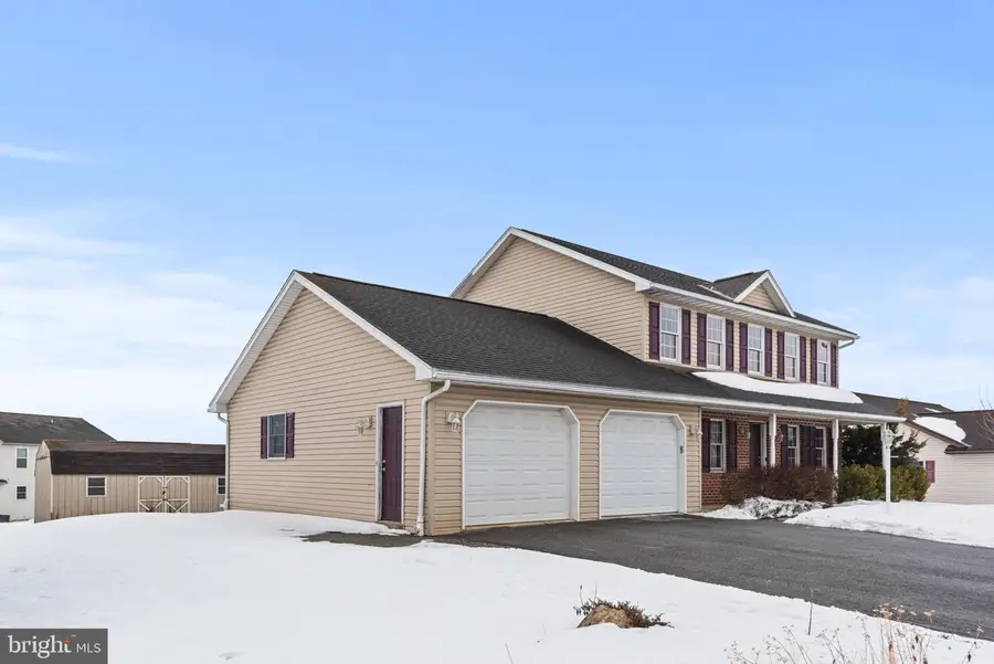 10 Vista Dr, Fredericksburg, PA 17026 - #3