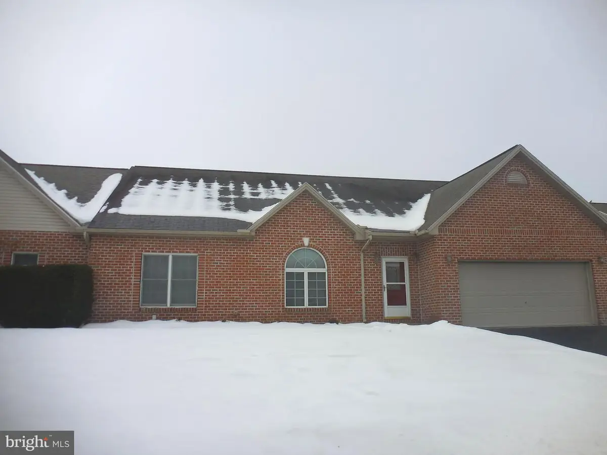 52 Hickory St, Palmyra, PA 17078 - #1