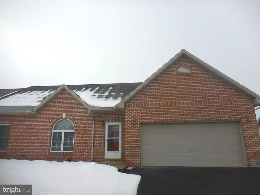 52 Hickory St, Palmyra, PA 17078 - #2