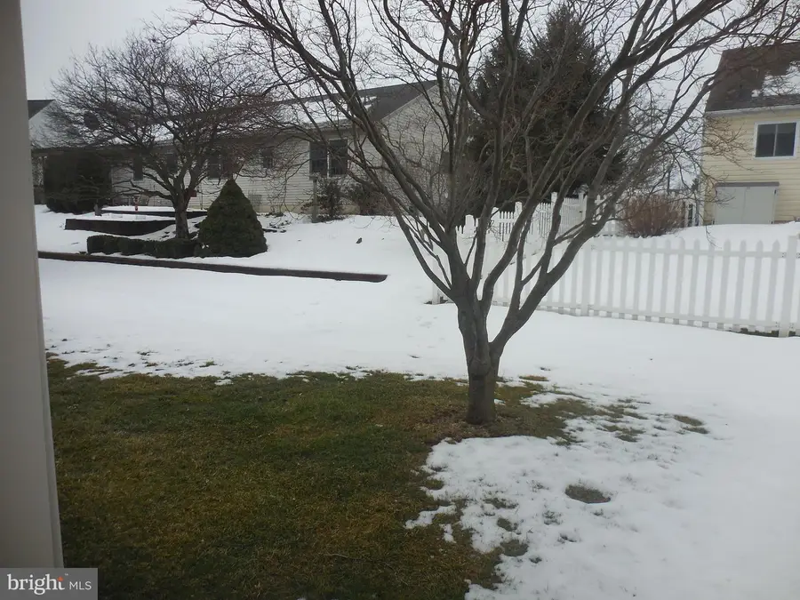 52 Hickory St, Palmyra, PA 17078 - #3