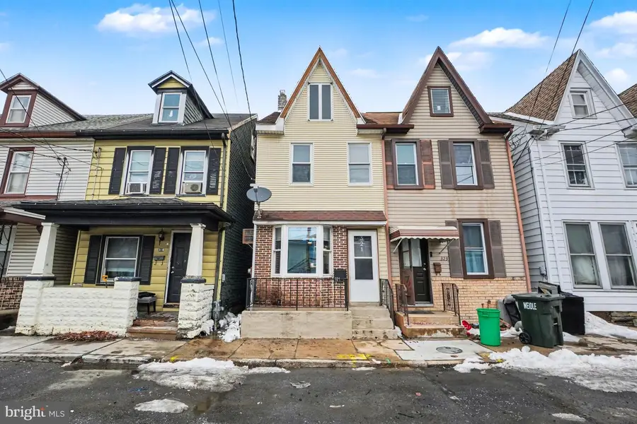 321 E Weidman St, Lebanon, PA 17046 - #2