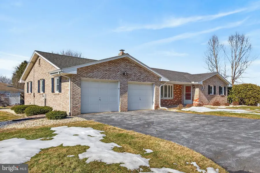 111 Park St, Lebanon, PA 17042 - #2