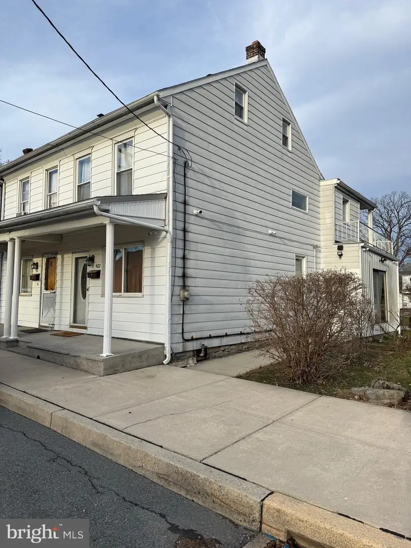 422 S 6th St, Lebanon, PA 17042 - #2